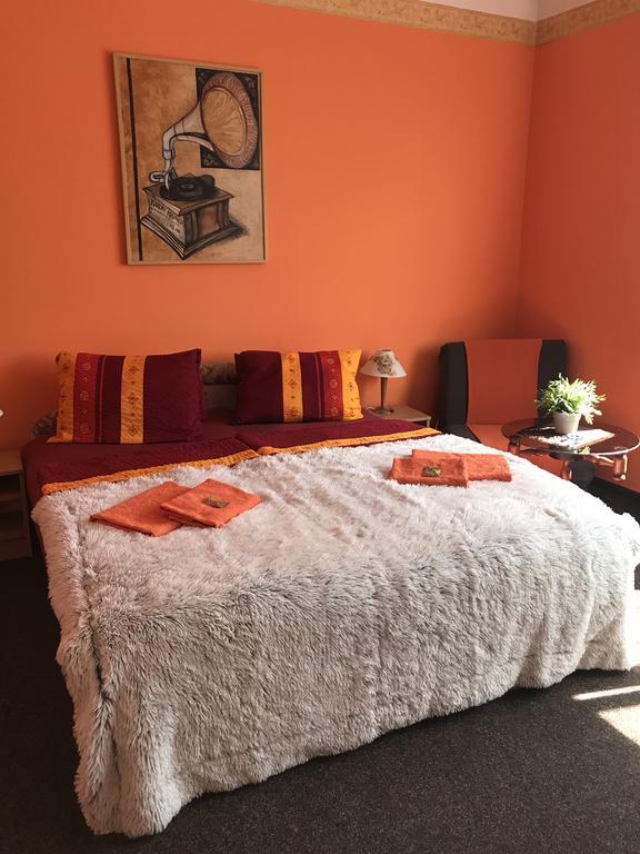 Hotel Bohemia Jičín Esterno foto