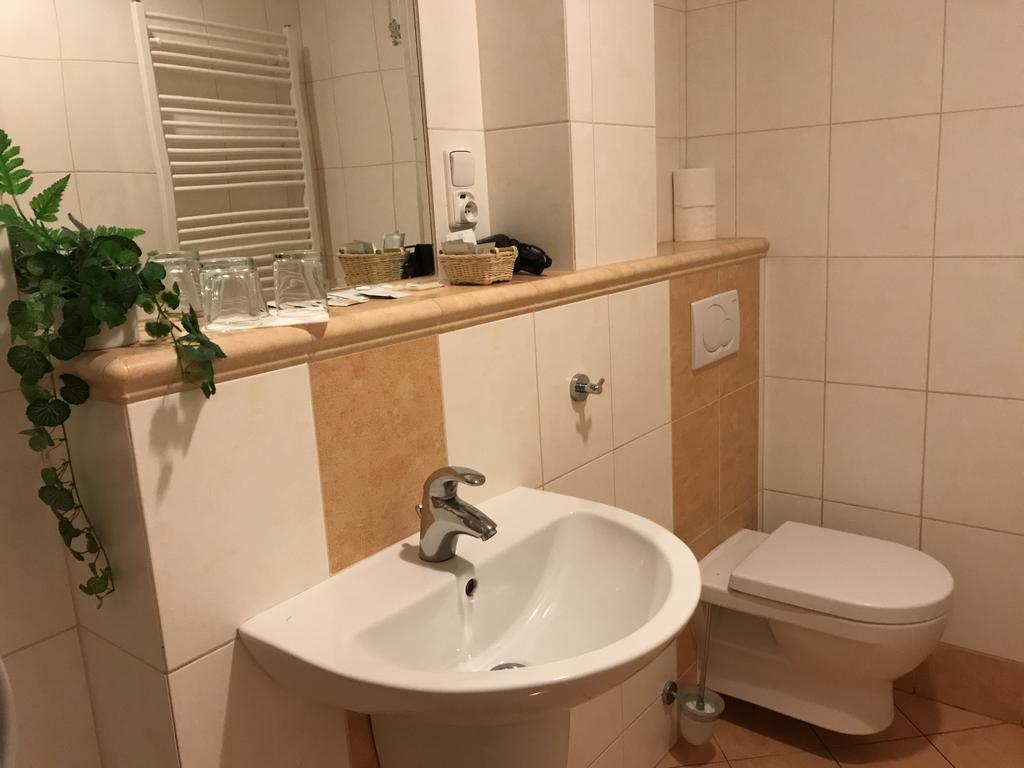 Hotel Bohemia Jičín Esterno foto