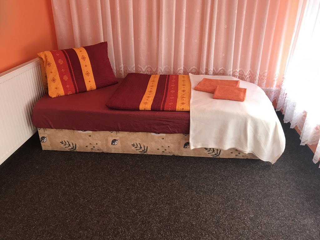 Hotel Bohemia Jičín Esterno foto