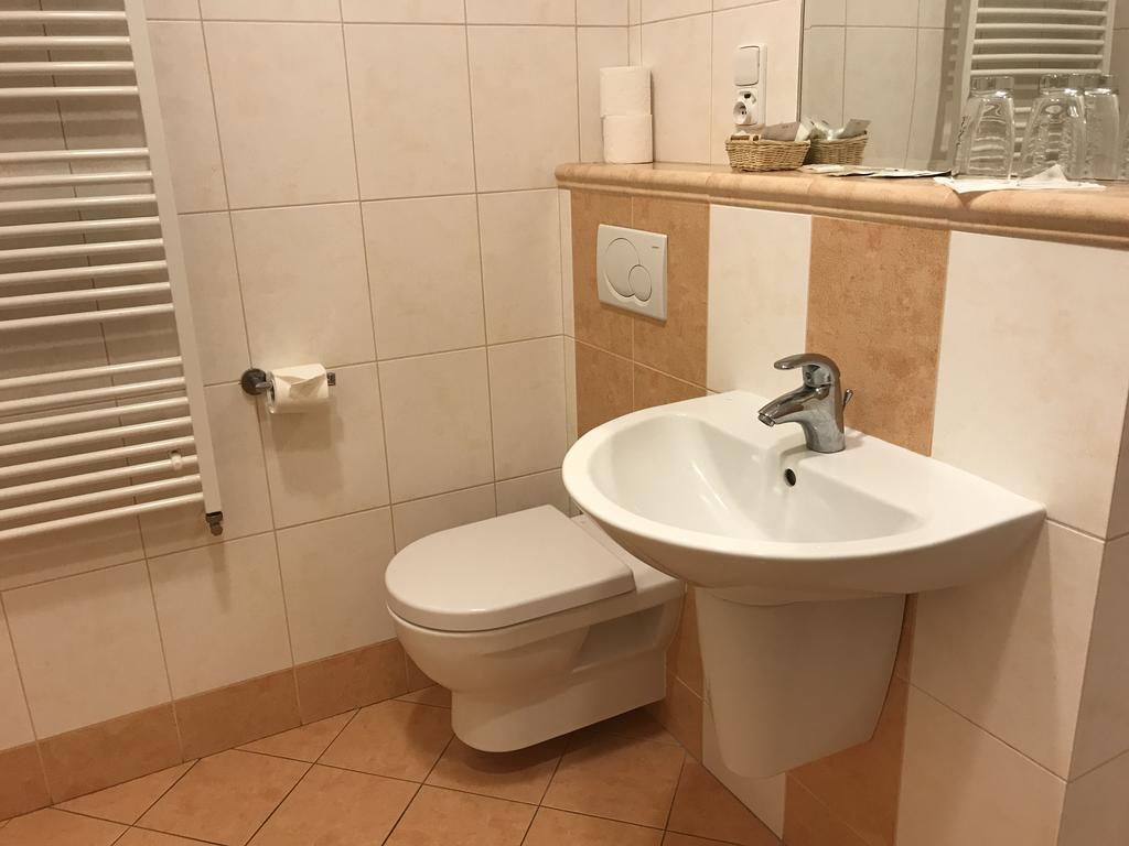 Hotel Bohemia Jičín Esterno foto