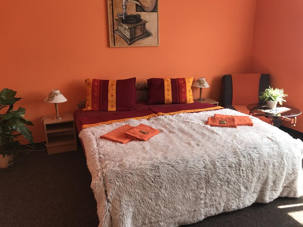 Hotel Bohemia Jičín Esterno foto